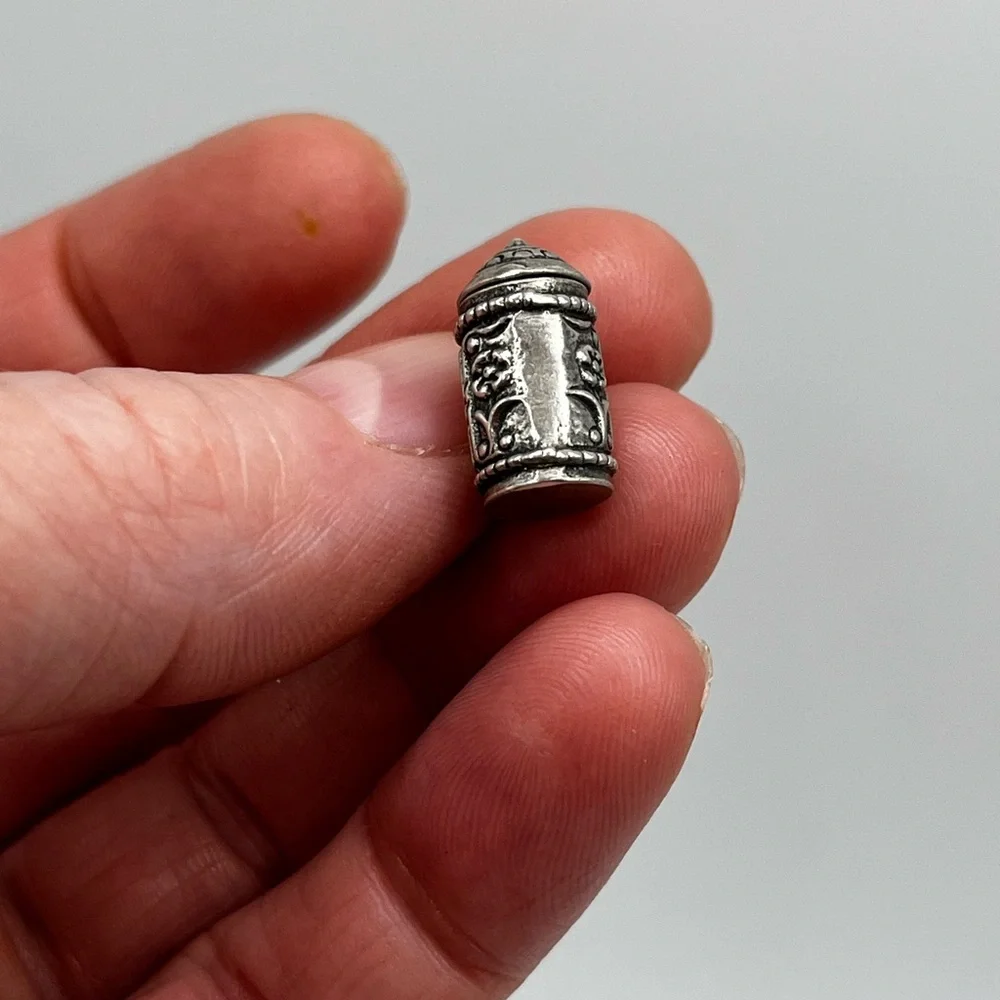 Vintage stein Sterling silver charm pendant